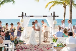 Courtyard Marriott Isla Verde Beach Resort Puerto Rico Destinati