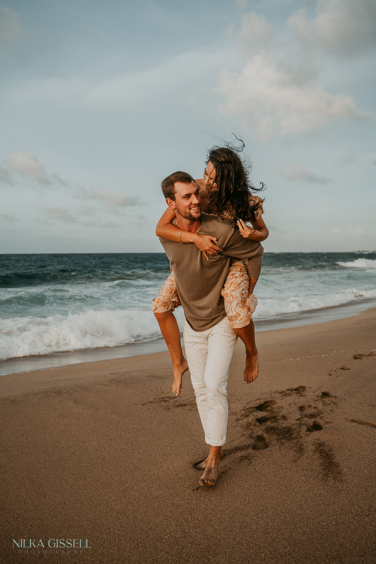 A Beach Engagement Session Guide for Your Puerto Rico Destination Wedding