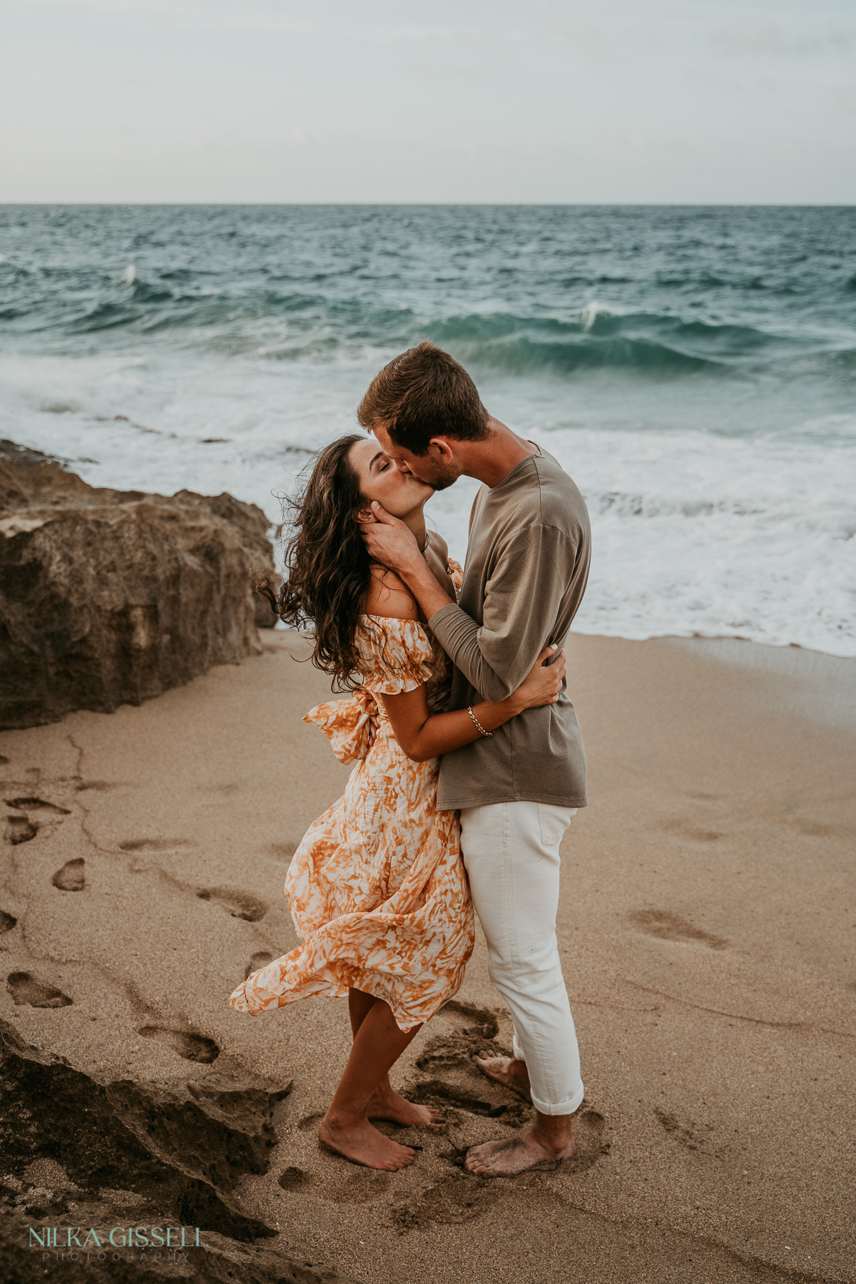 A Beach Engagement Session Guide for Your Puerto Rico Destination Wedding