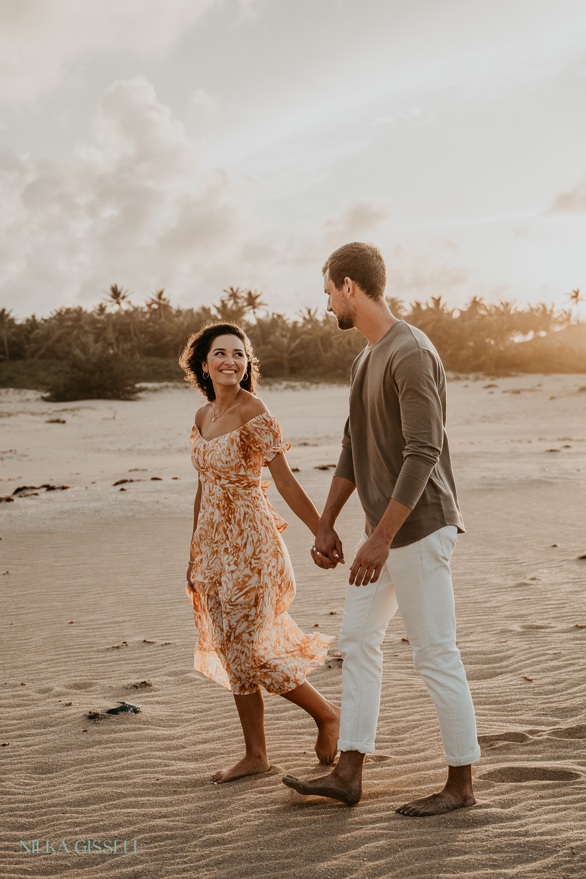 A Beach Engagement Session Guide for Your Puerto Rico Destination Wedding