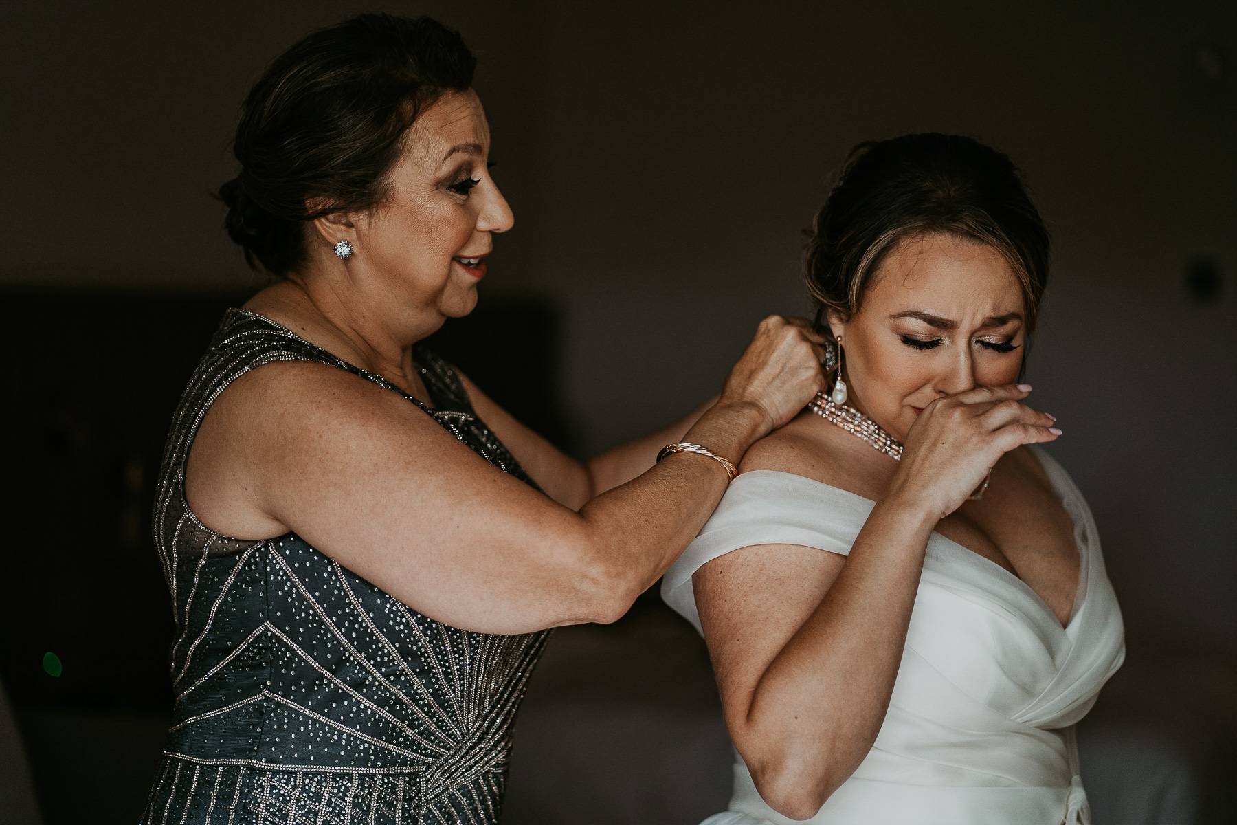 Persian wedding in Puerto Rico getting ready