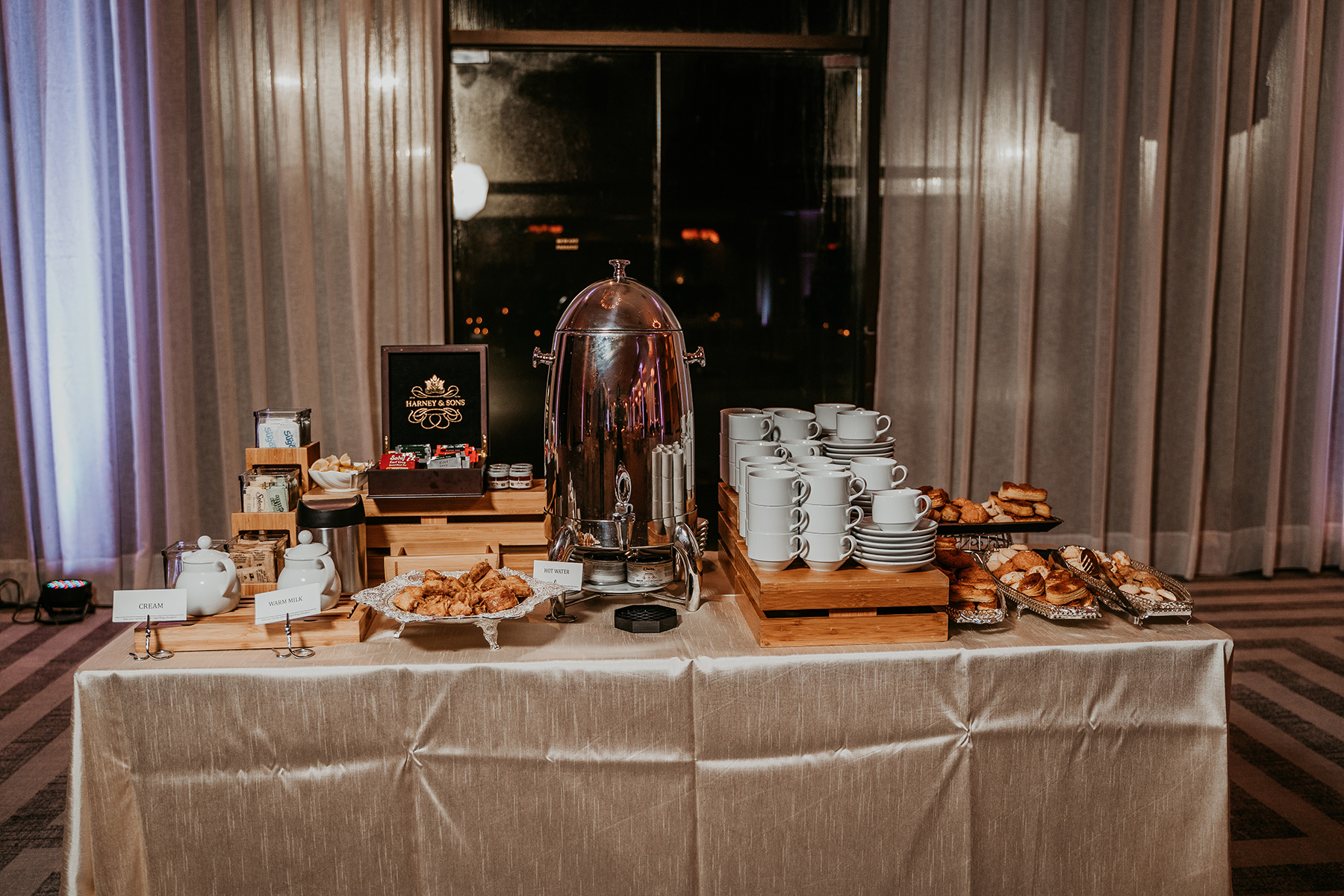 Persian wedding table at Hyatt Rio Grande