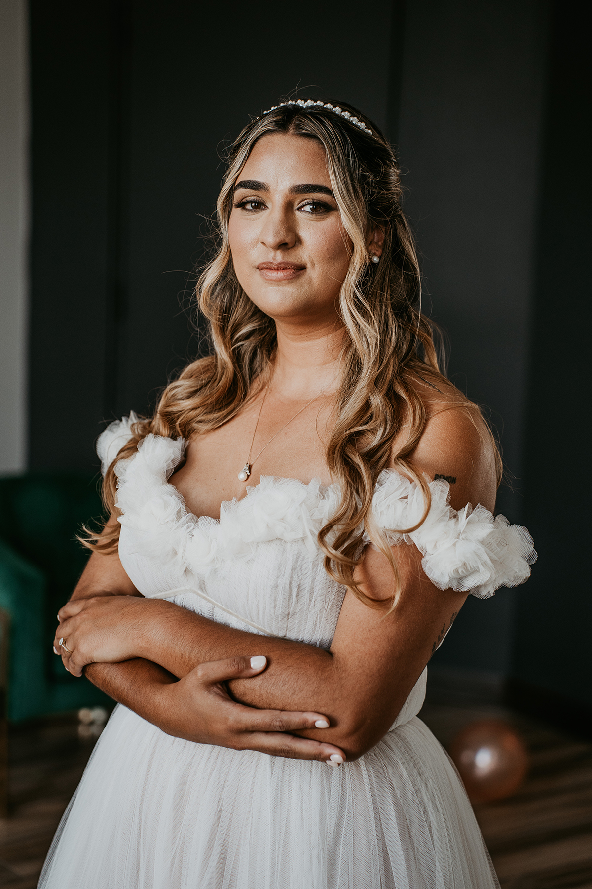 Bride getting ready at Aloft Ponce