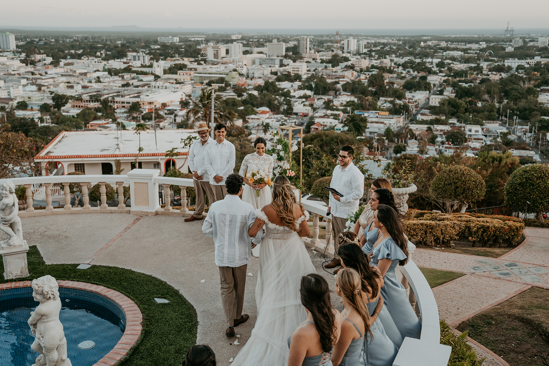 Wedding ceremony at Serrallés Ponce