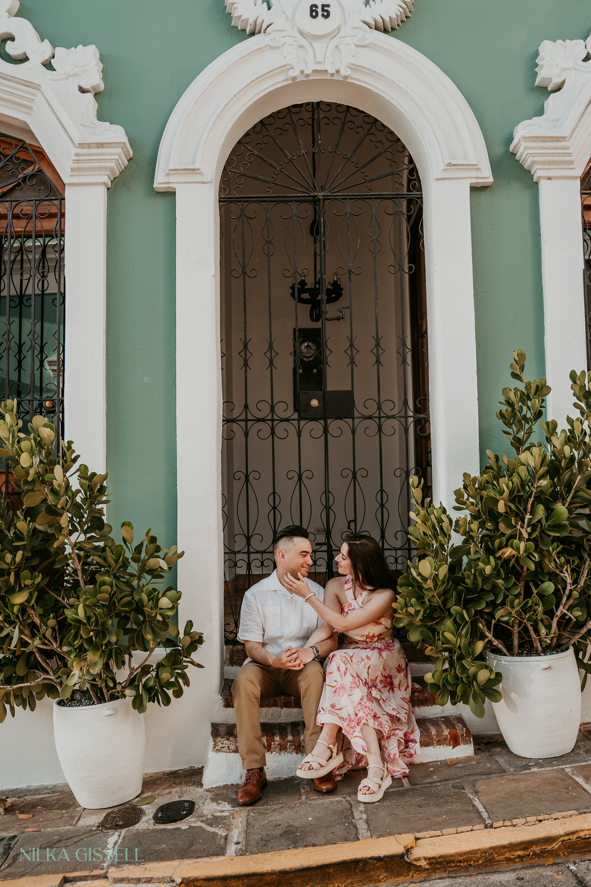 A Romantic Old San Juan Couples Session