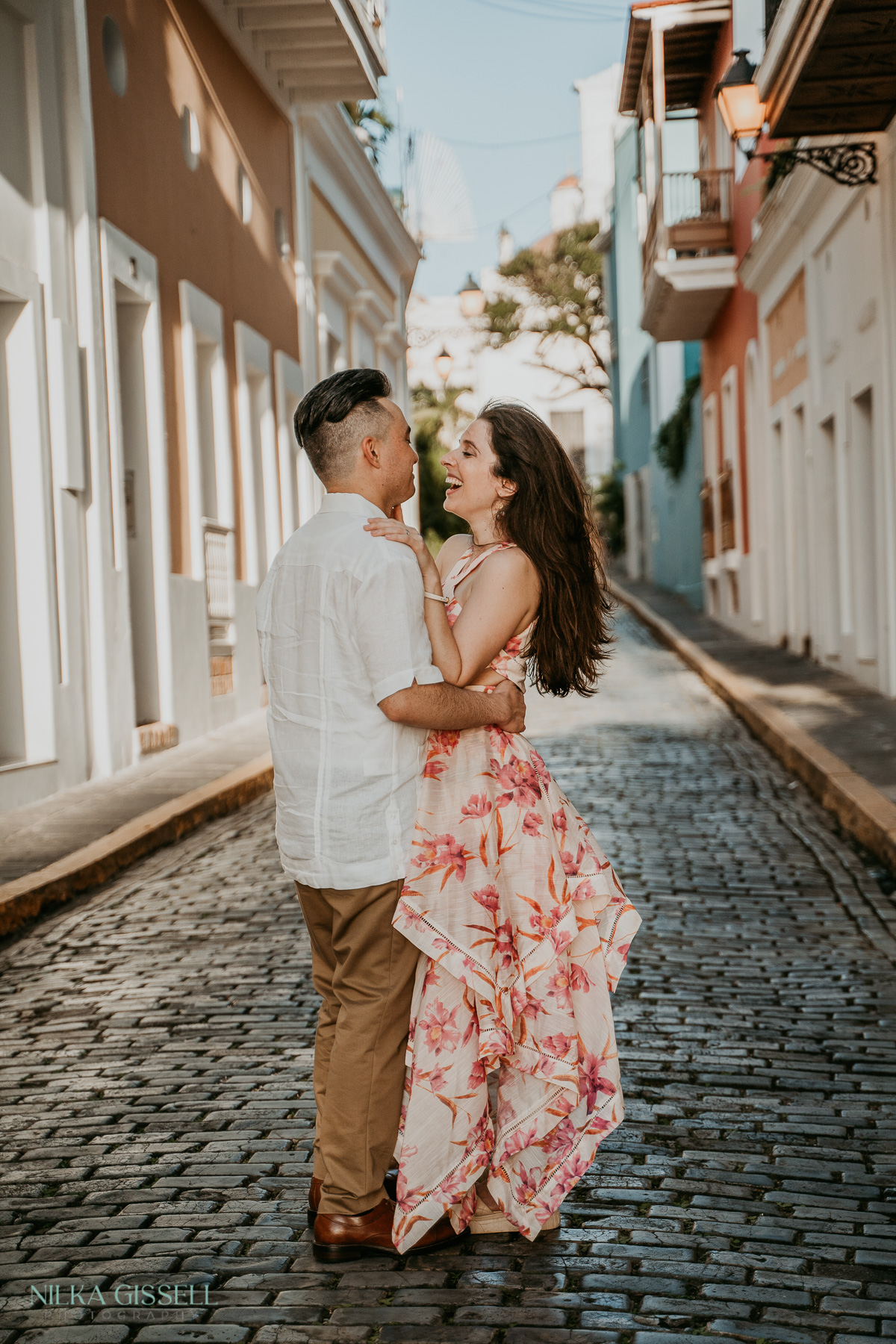 A Romantic Old San Juan Couples Session