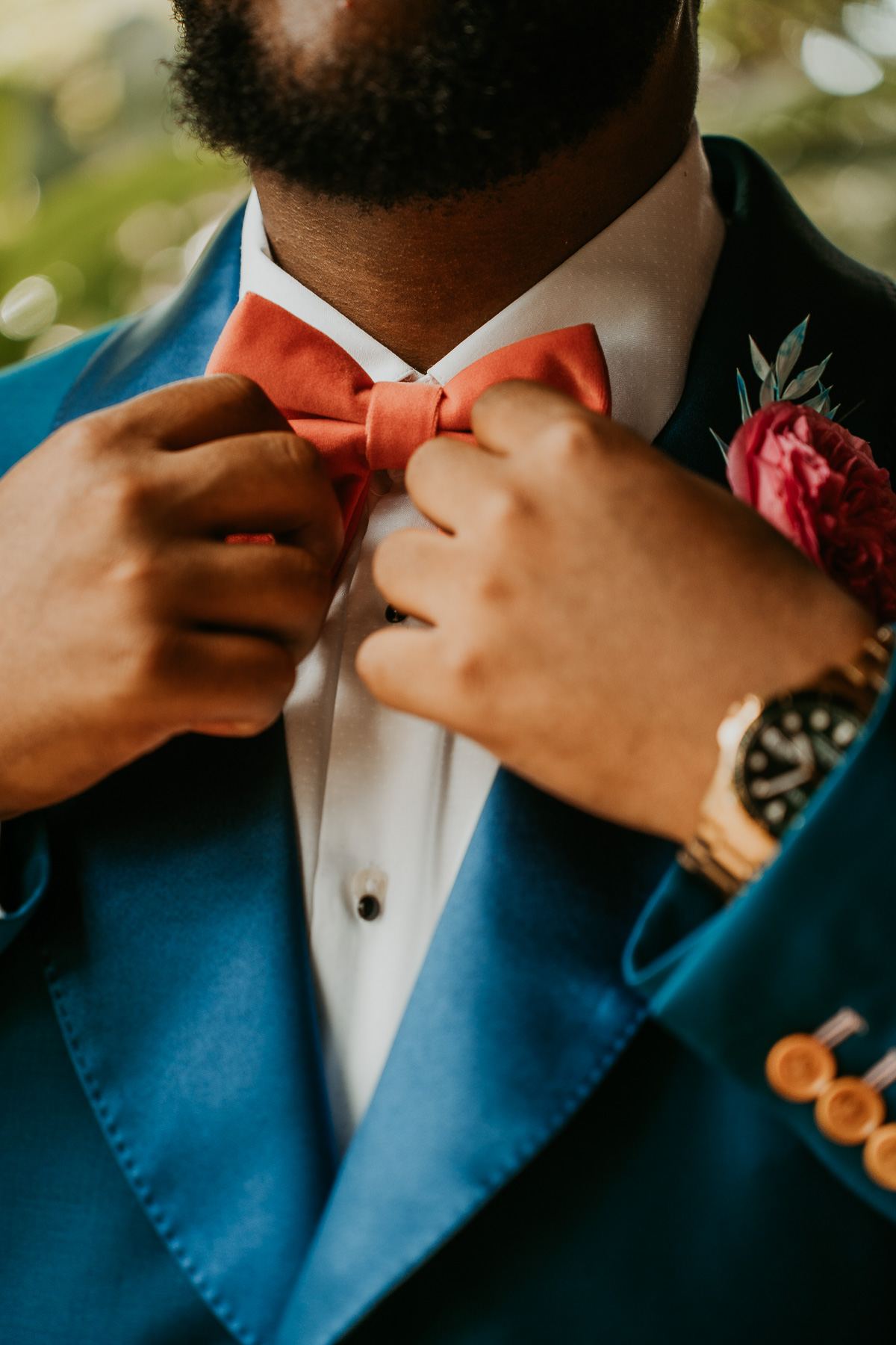 Groom getting ready at Hacienda Siesta Alegre