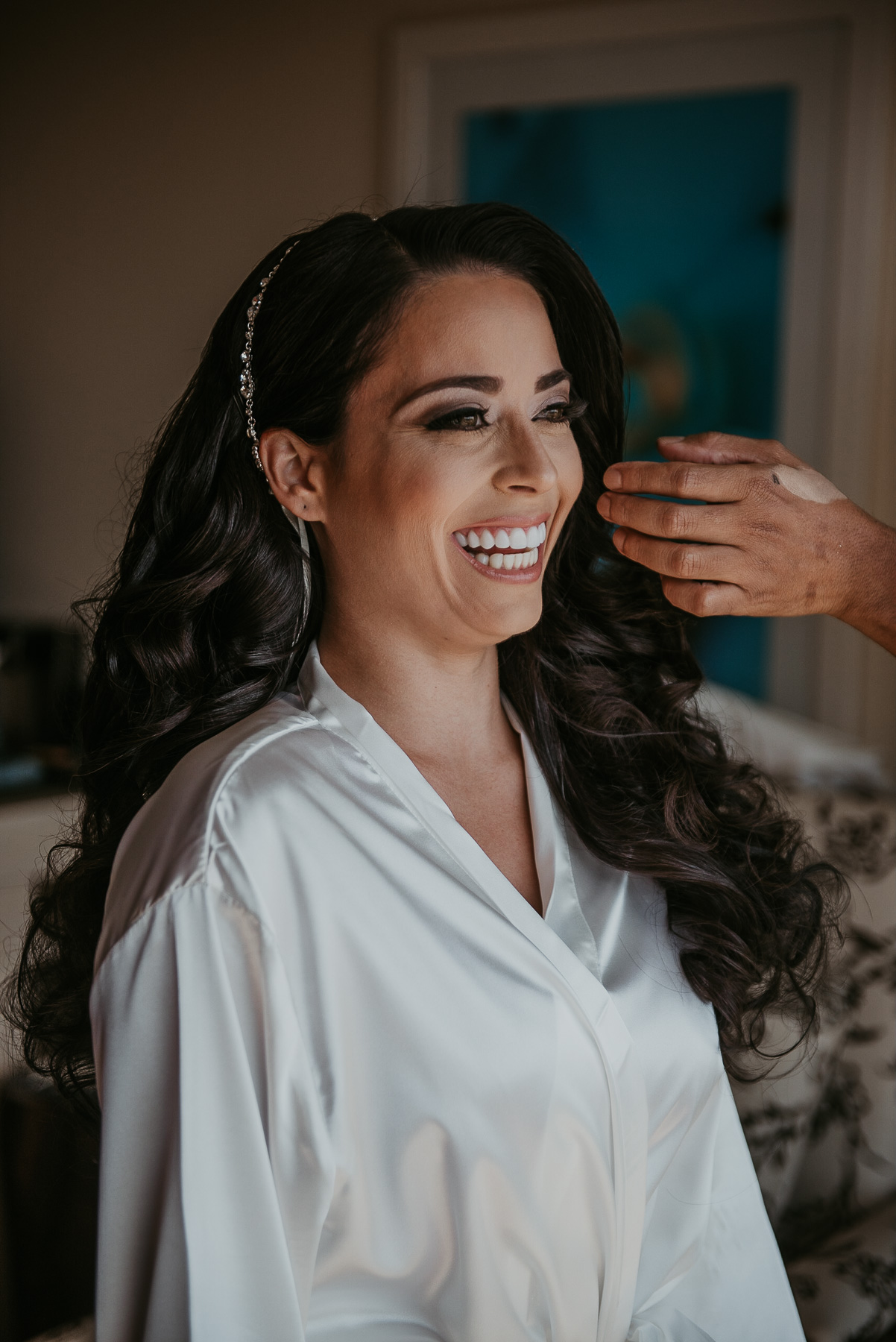 Bride getting ready for Casa de España Puerto Rico wedding