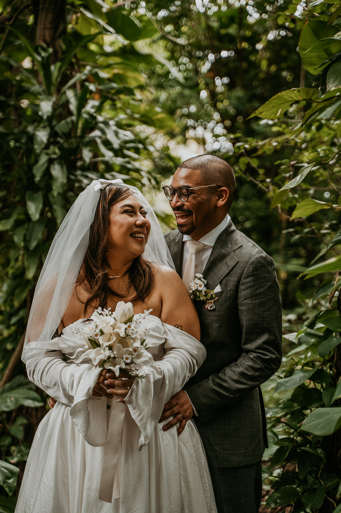 Fun candid picture of bride and groom at Dos Aguas Elopement.