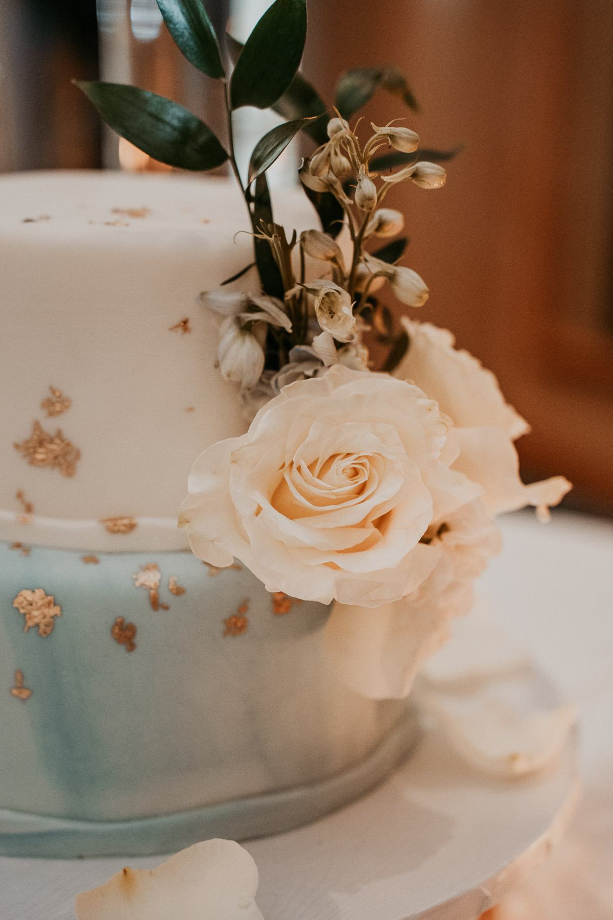 Elegant wedding cake at Puerto Rico destination wedding celebration