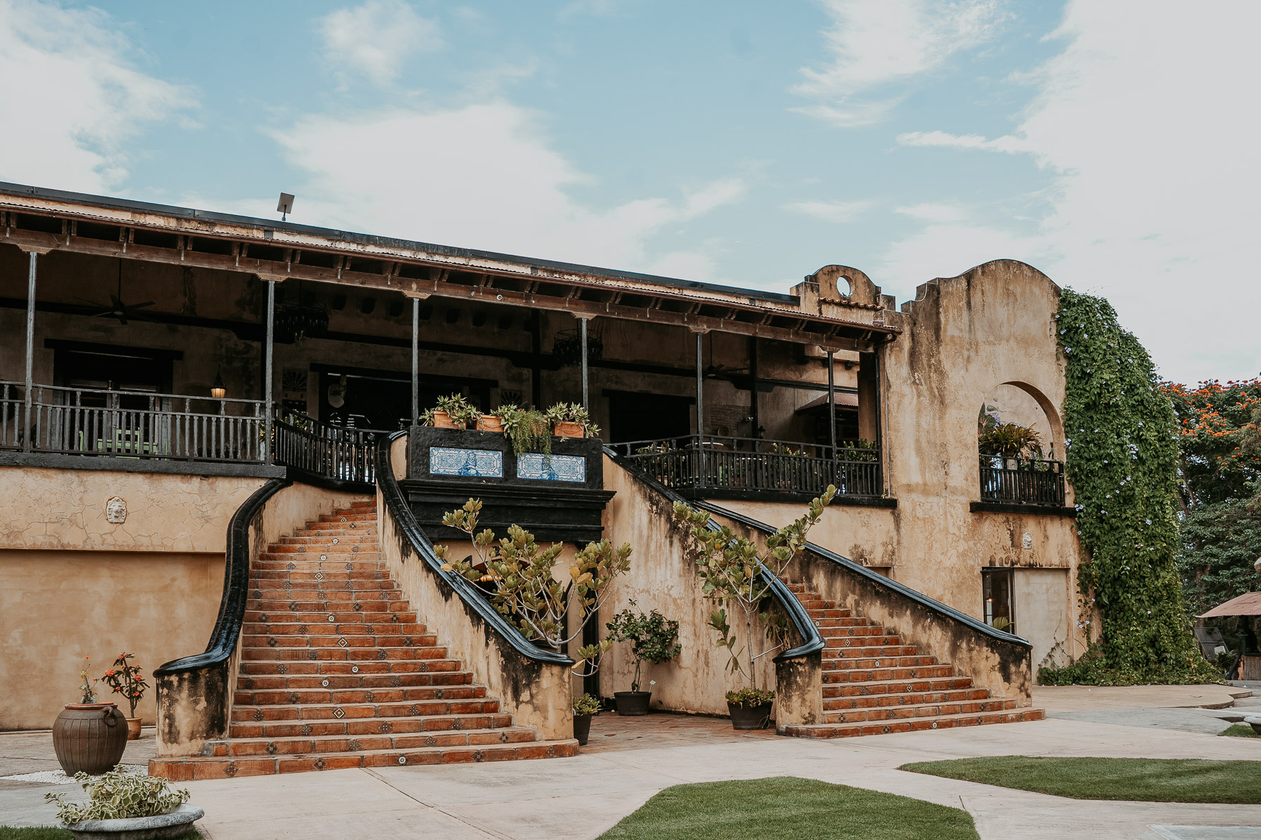 Spanish colonial architecture at Hacienda Campo Rico wedding venue in Carolina Puerto Rico.