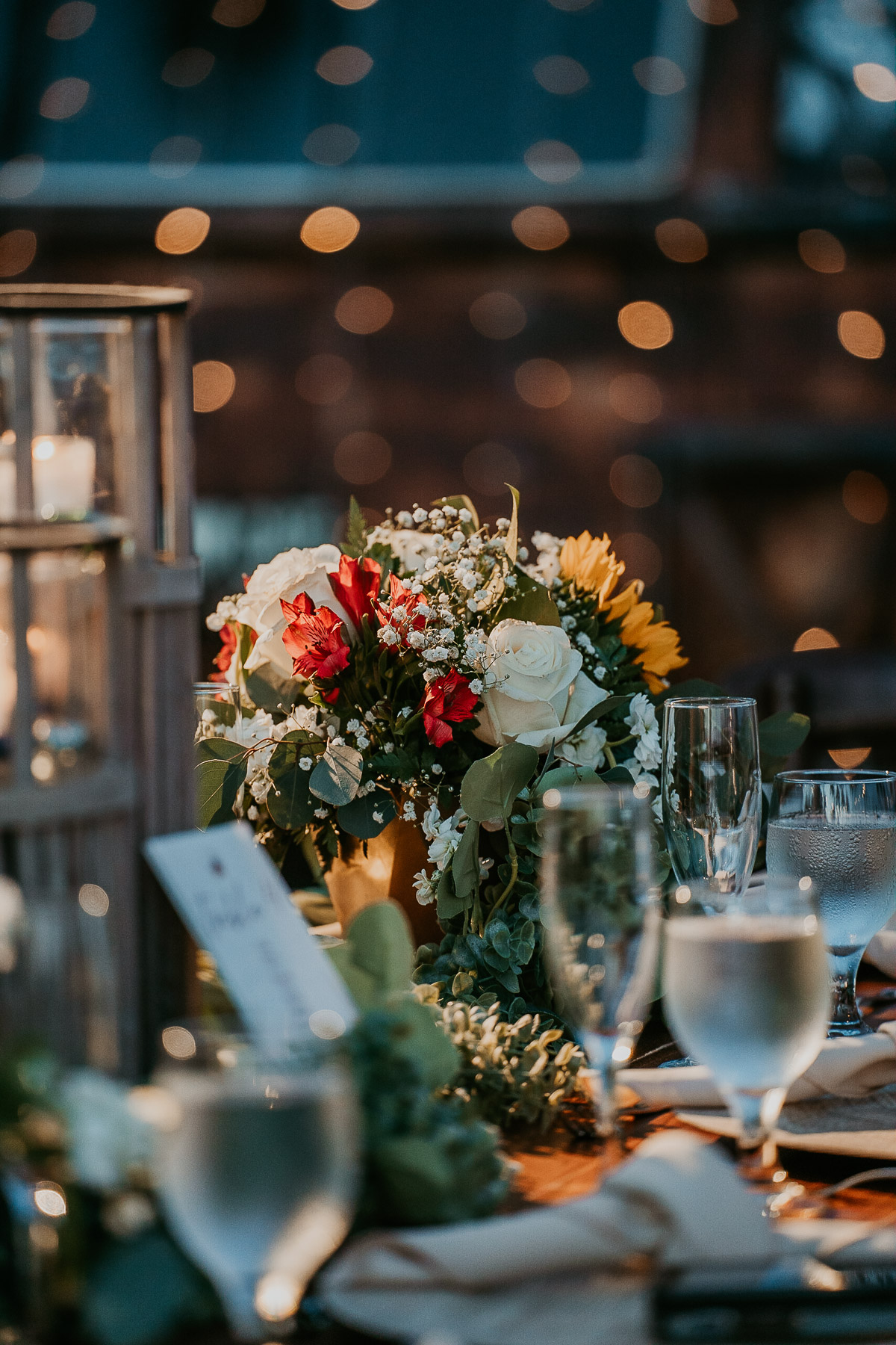 Wedding decor for Copamarina Beach Wedding.