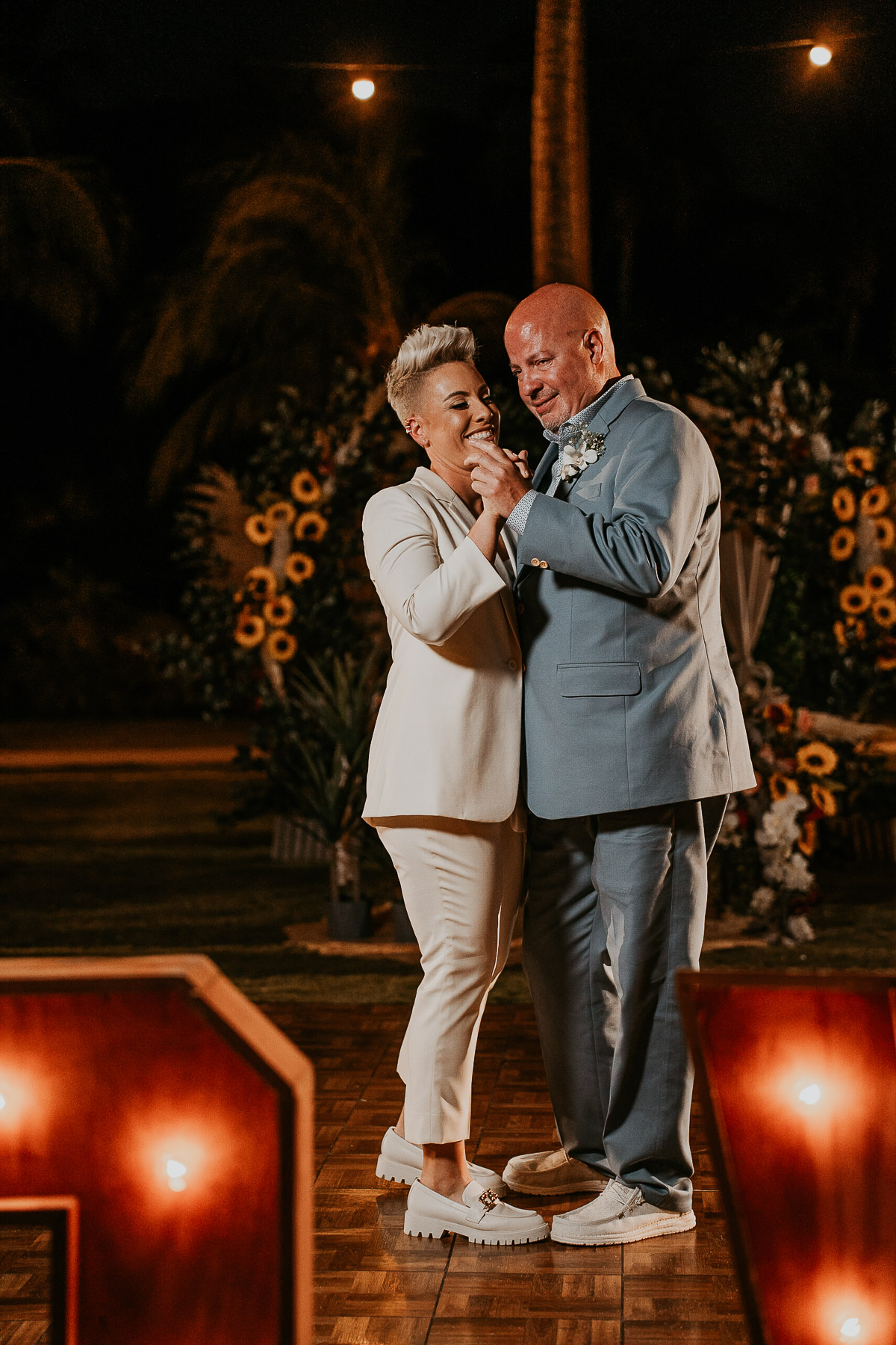 Daughter and father first dance.