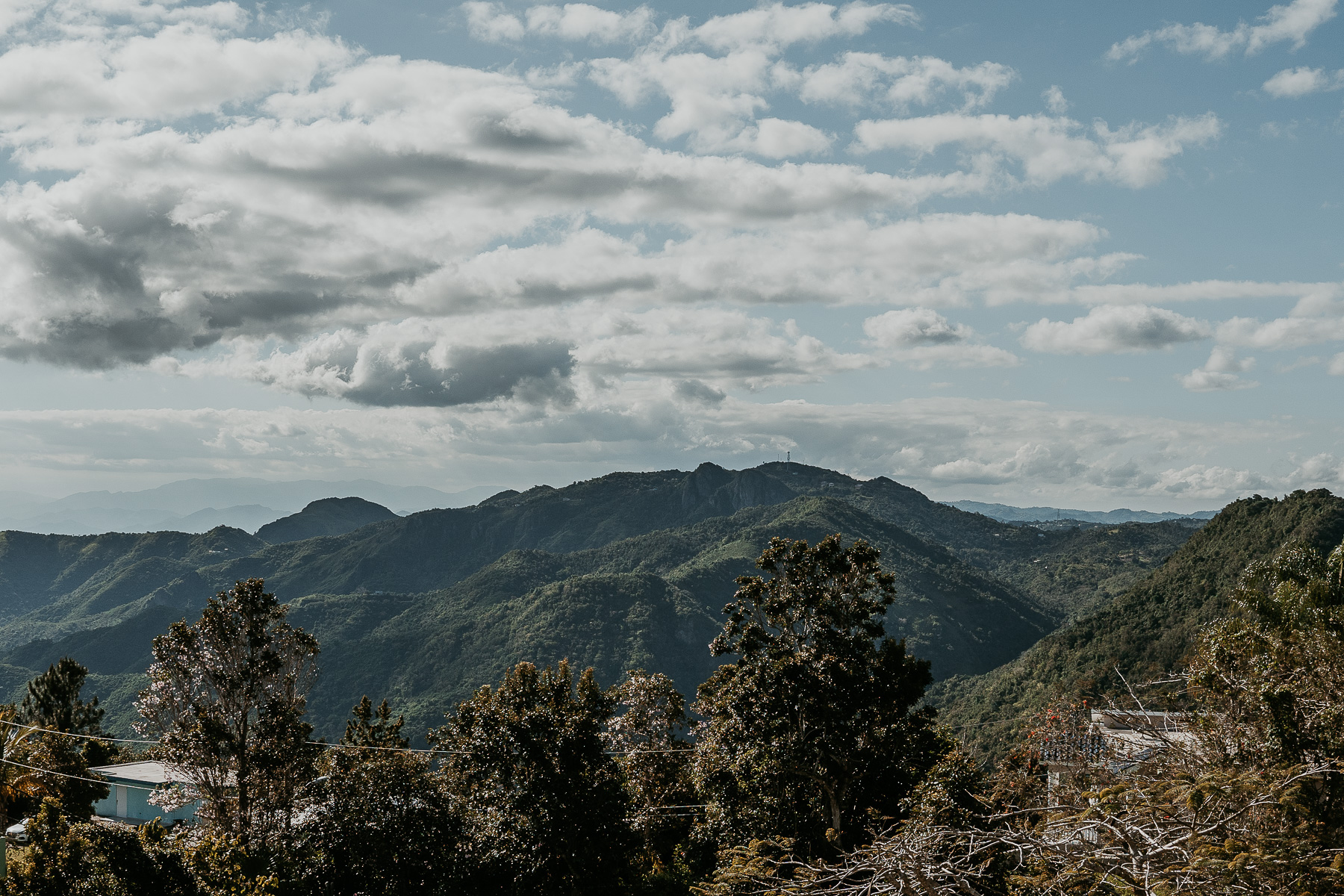 Cayey mountains