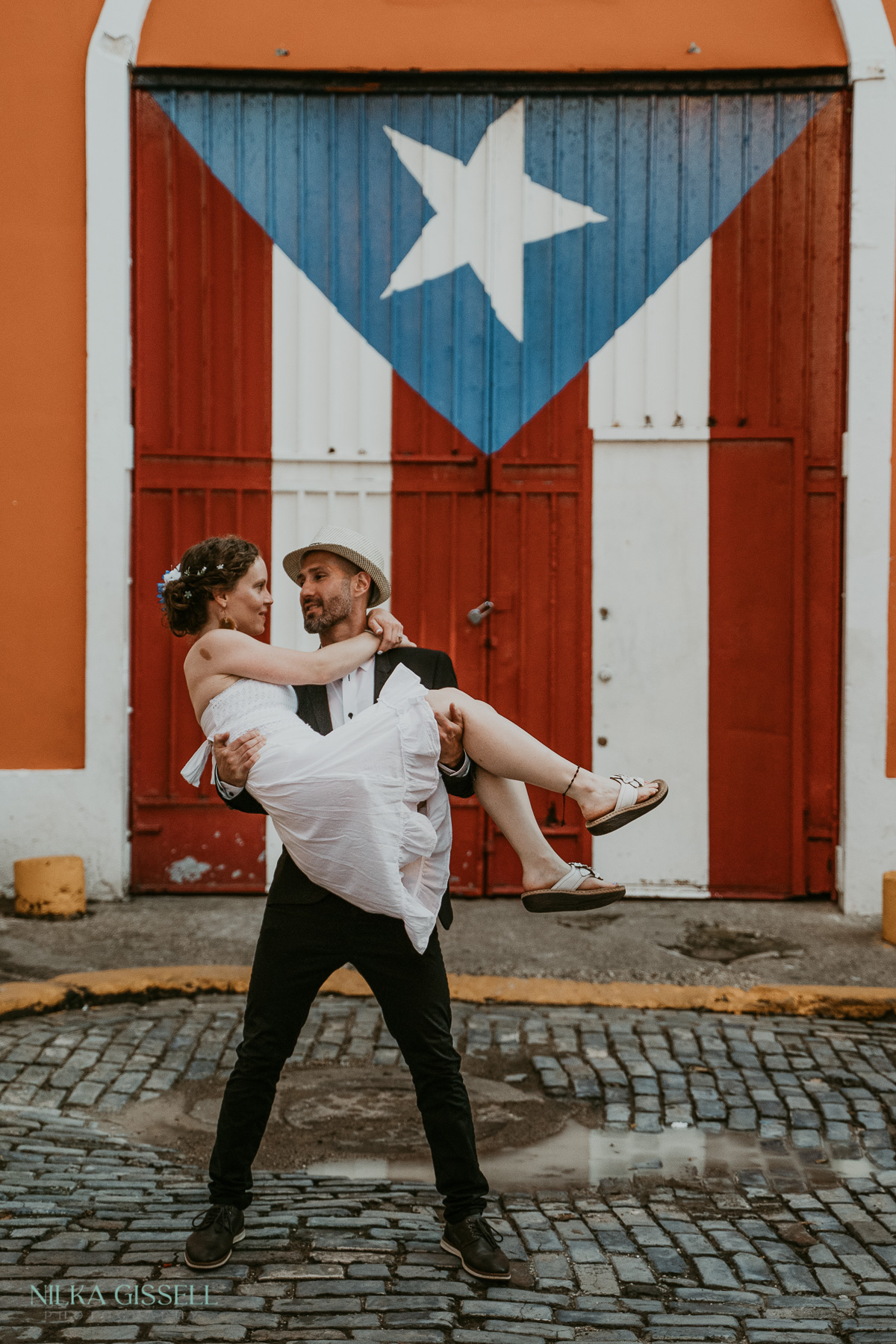 Plan your dream Old San Juan elopement with tips on locations, legal requirements, and the best spots for stunning photos