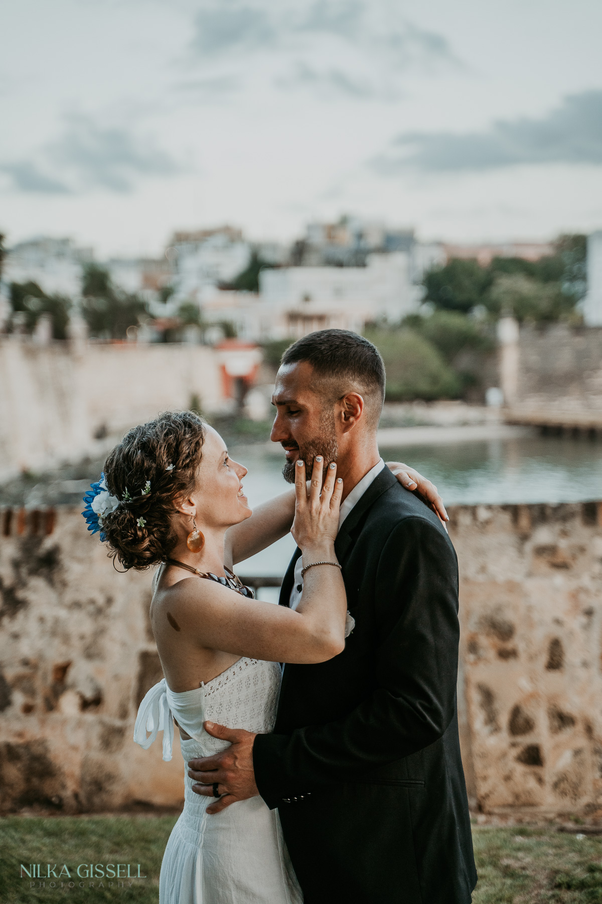 Plan your dream Old San Juan elopement with tips on locations, legal requirements, and the best spots for stunning photos