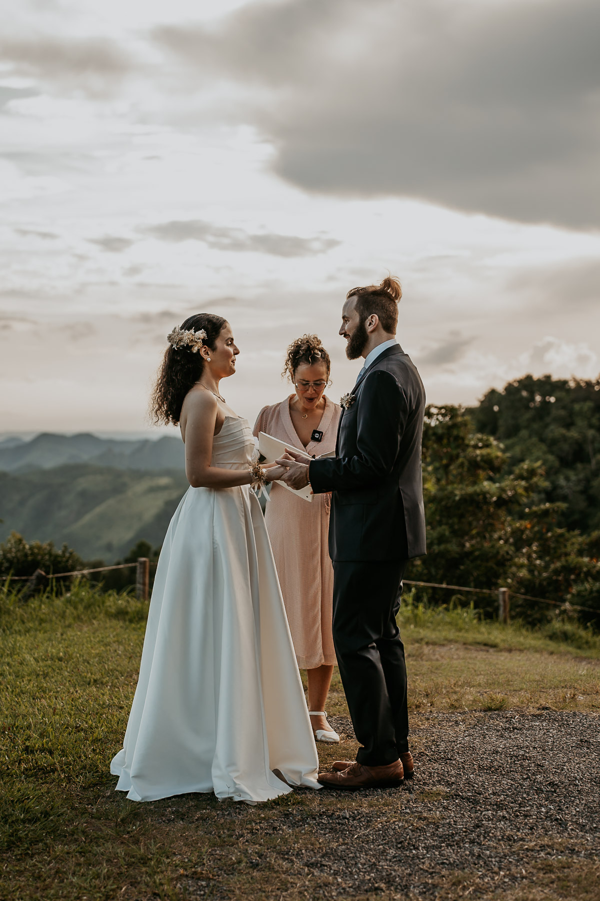 Elopement ceremony in Cayey, Puerto Rico, featuring a simple setup with breathtaking mountain views in the background.