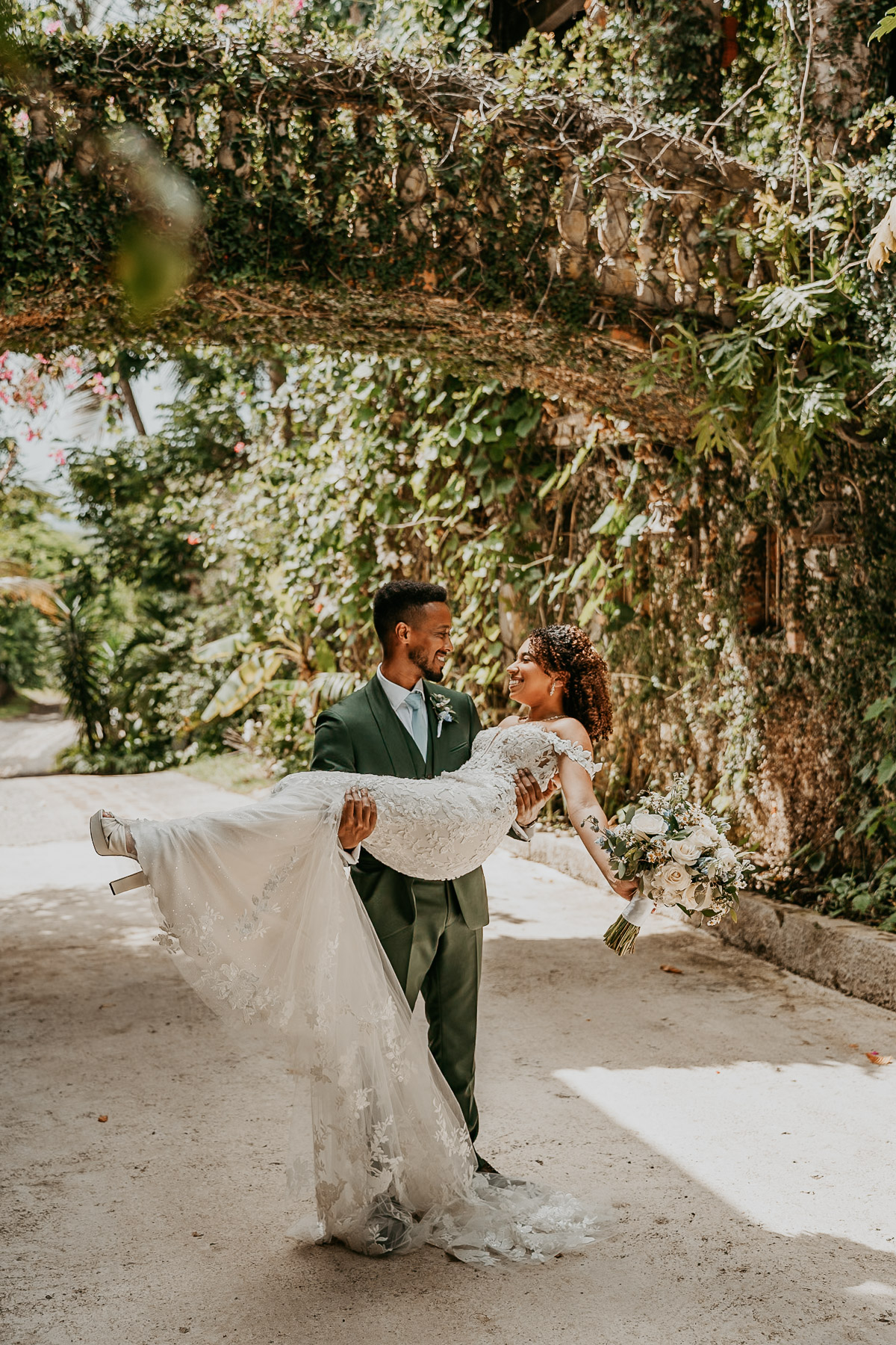 Puerto Rico Wedding Photographer for Multicultural Weddings at Hacienda Siesta Alegre 