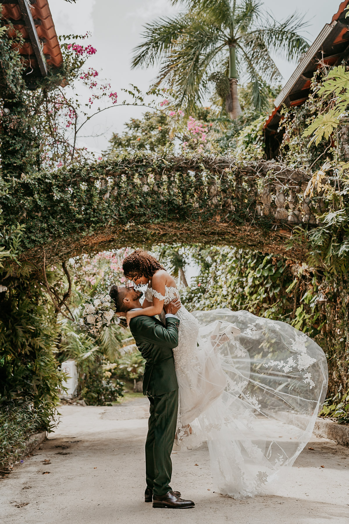 Puerto Rico Wedding Photographer for Multicultural Weddings at Hacienda Siesta Alegre 