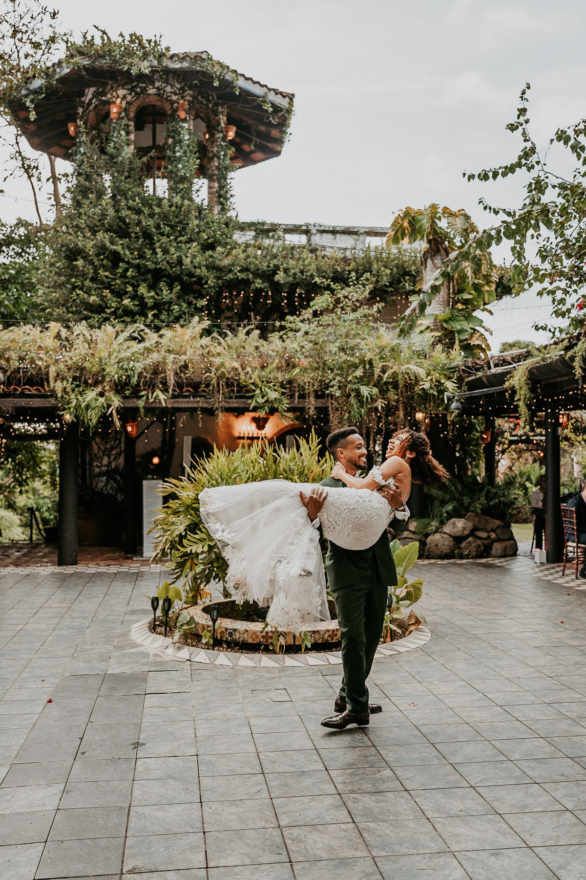 Puerto Rico Wedding Photographer for Multicultural Weddings at Hacienda Siesta Alegre 