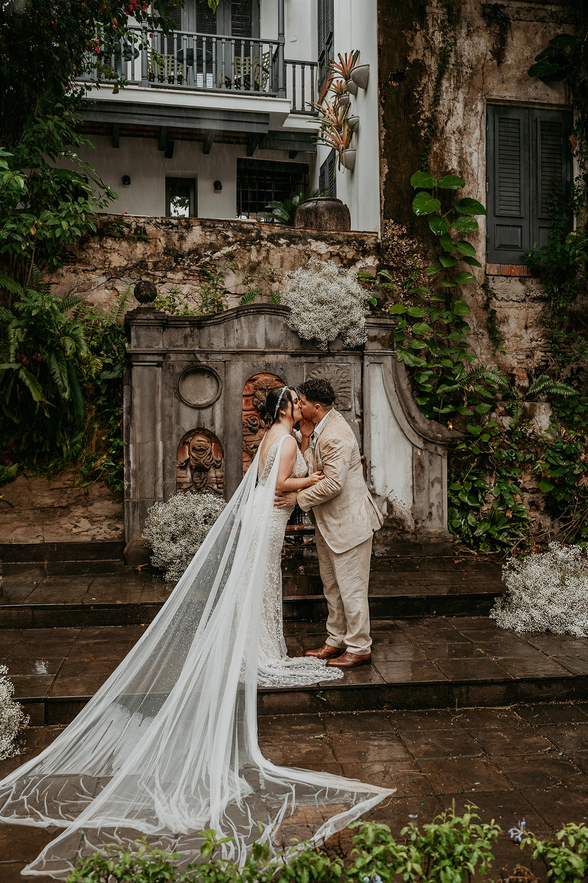 Rainy Day Wedding at Museo Casa Blanca in Old San Juan