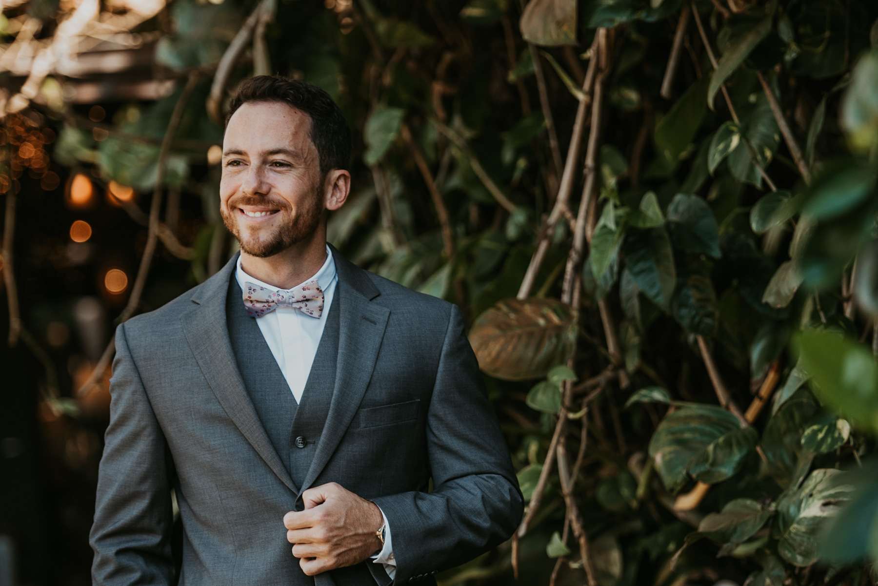 Groom getting ready at Hacienda Siesta Alegre in Rio Grande.