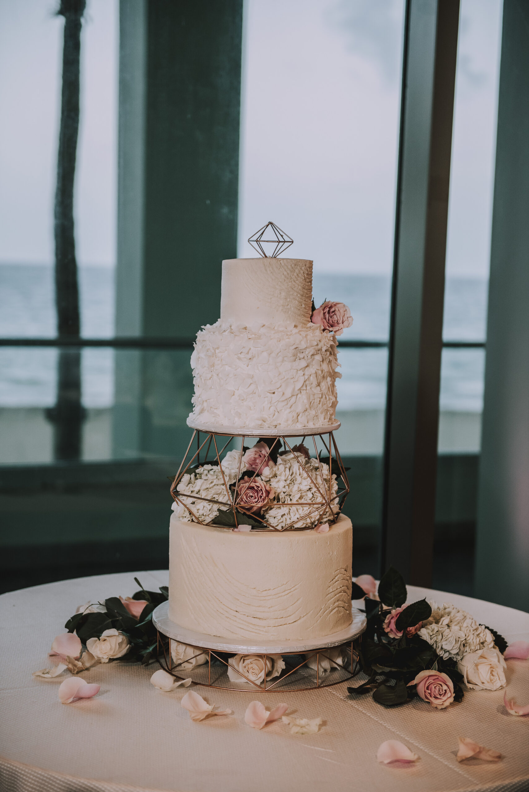 Wedding cake at Salon Atlantiko at La Concha Resort.