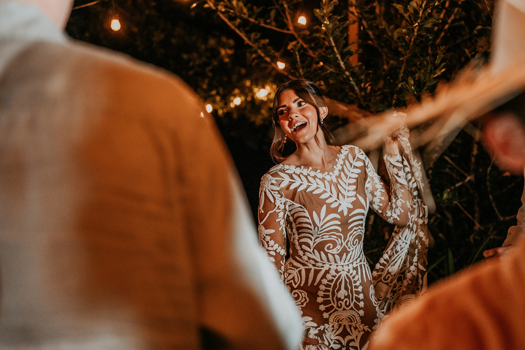 Couple dancing at El Pretexto and Unique wedding venue in Puerto Rico