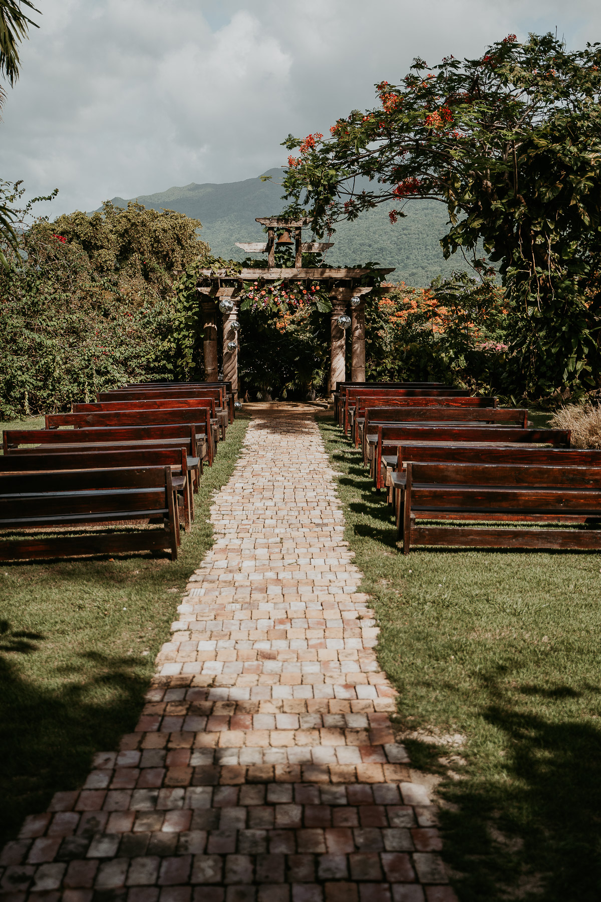 Spanish colonial architecture at Hacienda Siesta Alegre, one of the top LGBTQ+ wedding venues in Puerto Rico