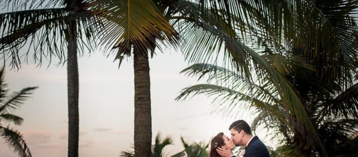 Intimate Wedding at La Concha, Puerto Rico (27)